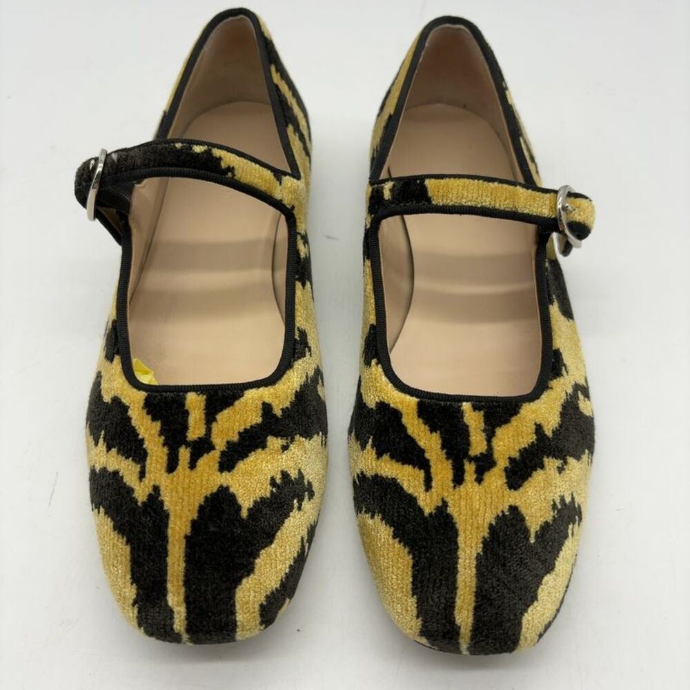Le Monde Beryl Velvet Animal-Print Mary Jane Flats in Brown & Tan